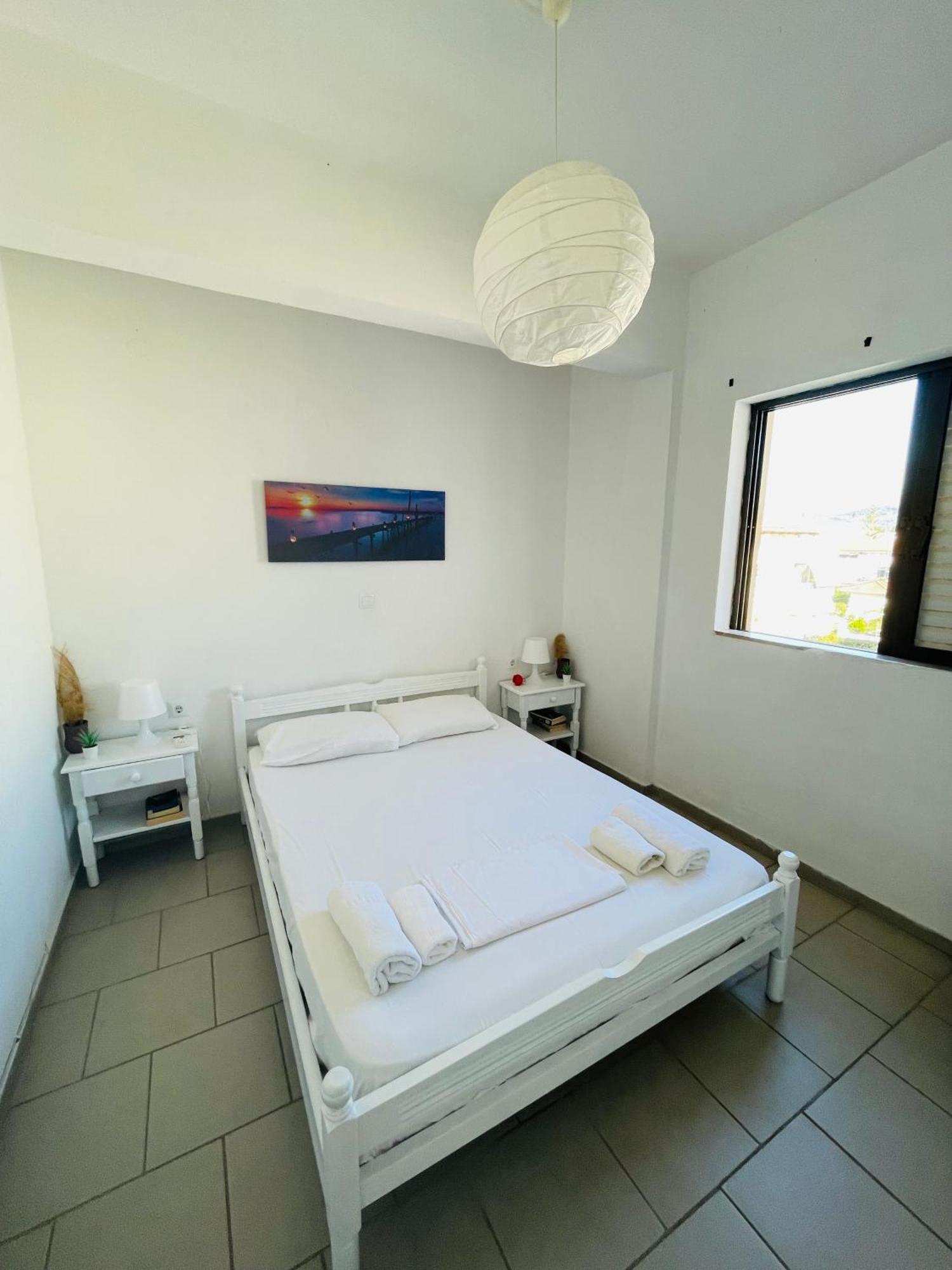Akrata V Apartment Eksteriør billede